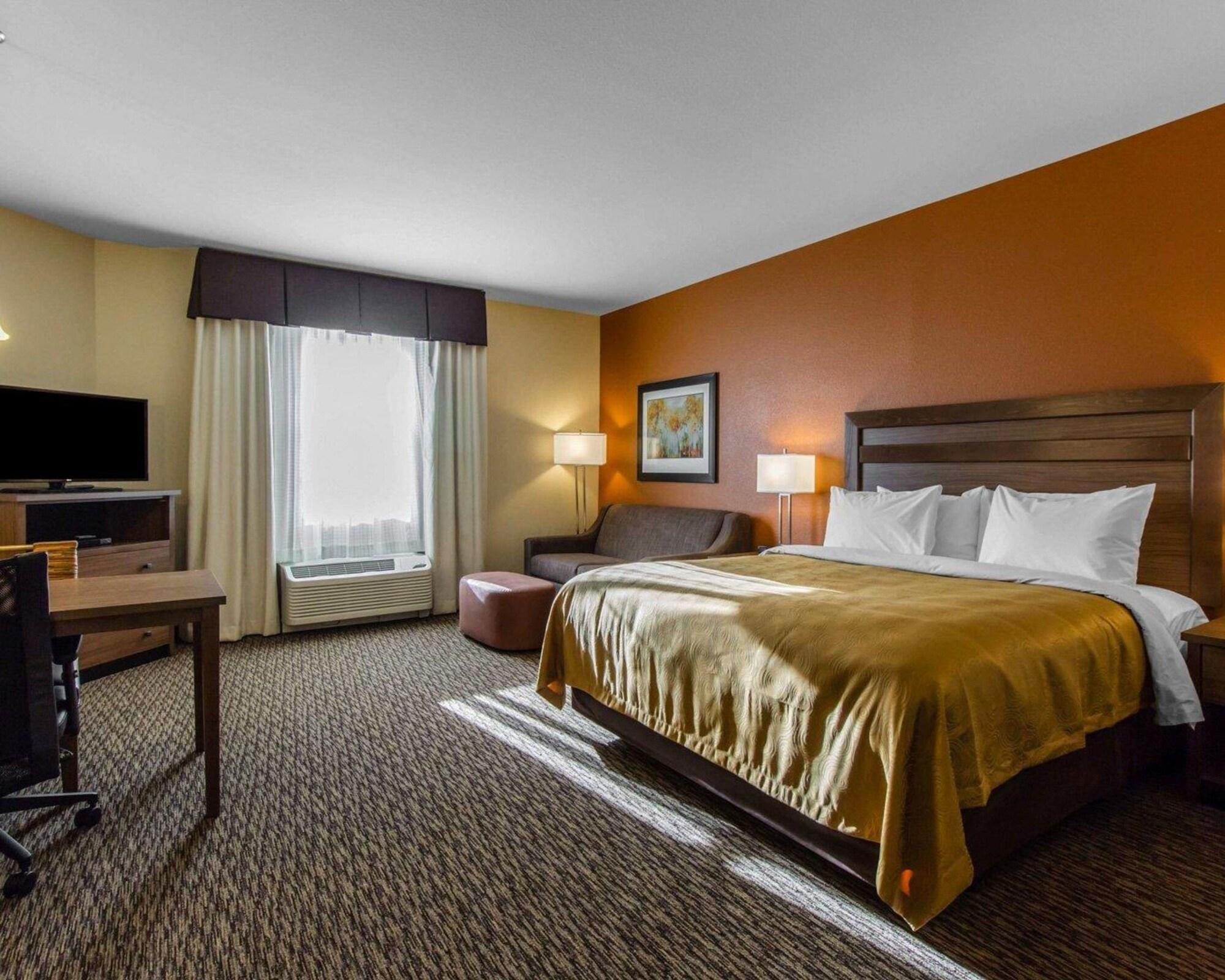 Mainstay Suites Watford City - Event Center Exterior photo